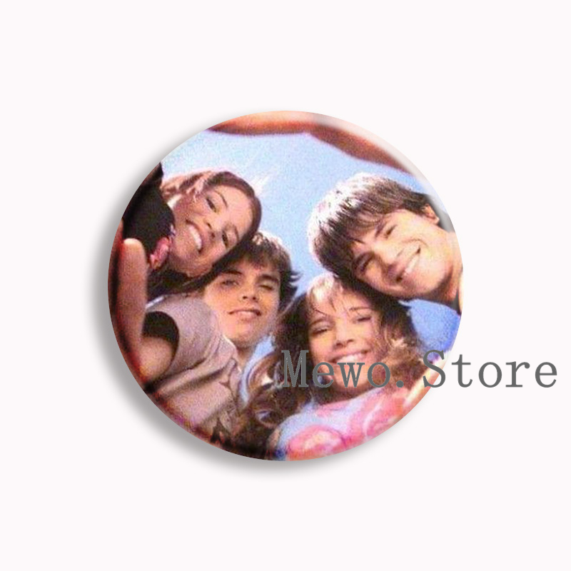 Movie Rebelde Way Soft Button  - Pin Button Badge 评论和价格