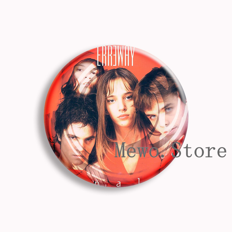Movie Rebelde Way Soft Button  - Pin Button Badge 评论和价格